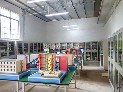 廣州（zhōu）東華學院